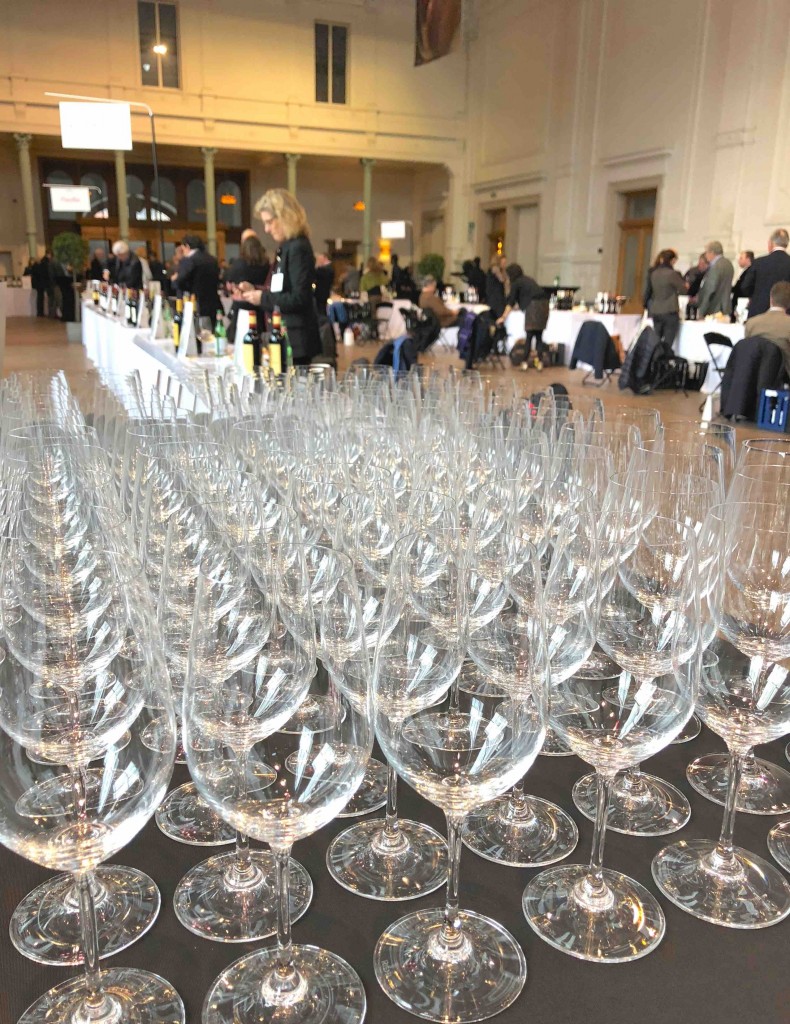 Welgeteld 100 grand cru-domeinen streken eer voor de proeverij van het millésime 2015 in Brussel / Foto S.G.