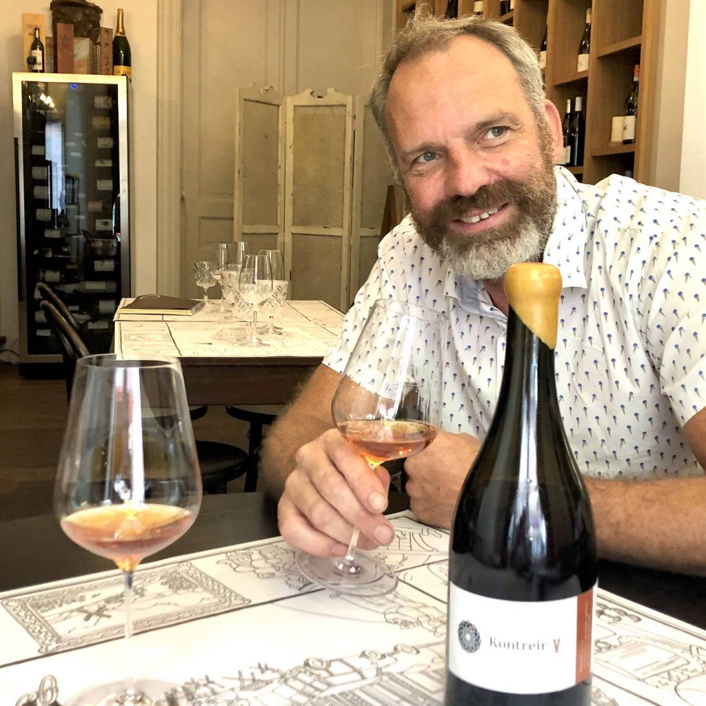 Patrick Nijs stelt zijn Kontreir V 'Orange' voor op 24 oktober op het Orange WineFestival in Wenen. / foto S.G.